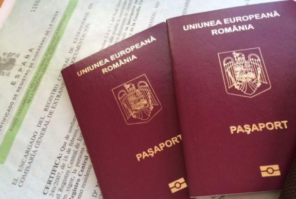 Felére csökkent az elektronikus útlevelek kiállításának ideje