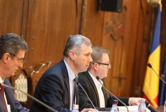 Rendkívüli ülést tart pénteken a Maros Megyei Tanács (X)