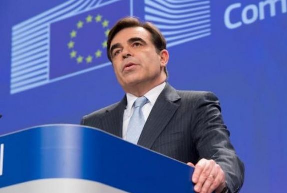 Brüsszel: Bukarestnek figyelembe kell vennie a Velencei Bizottság ajánlásait