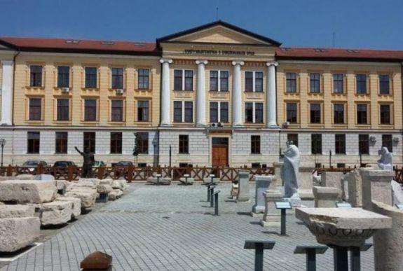Elutasították a gyulafehérvári római katolikus gimnázium épületének a visszaszolgáltatását