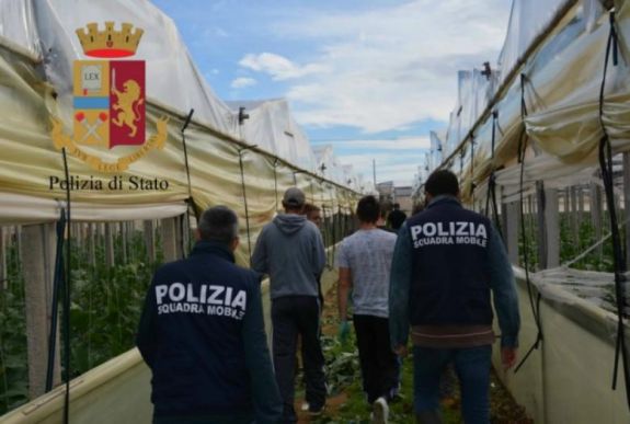 Több tucat román „rabszolgát” szabadított fel az olasz rendőrség