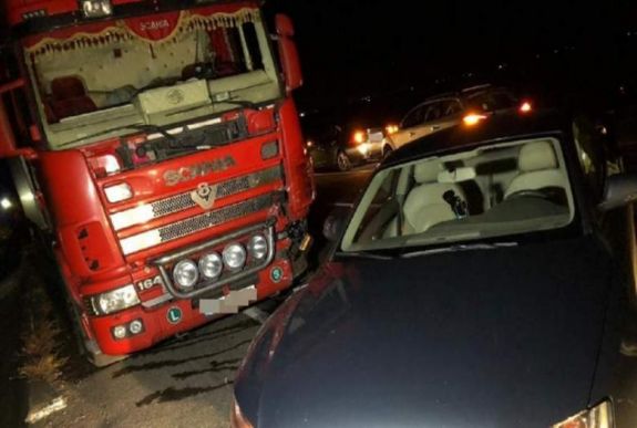 Öngyilkos lett a szamosújvári balesetet okozó kamionsofőr