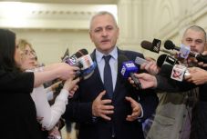 Tiltakozik a sajtó egy része: „a hatalom támadja a médiát”