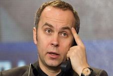 Ukrán képviselő állt ki a magyar konzul mellett