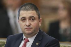 A PNL ismét egyszerű indítványt nyújtott be a gazdasági miniszter ellen