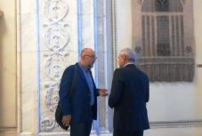 Ilyen sem volt még: kisebbségben maradtak Dragneáék a képviselőházban