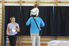 Népszavazási részvétel 13 órakor: egy székelyföldi településen már letudták a referendumot