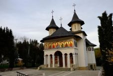 Egy Neamţ megyei szavazókörzetben 270 százalékos volt a részvétel szombaton