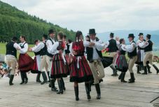 Tíz napig táncol Székelyföld