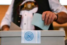 Exit poll: a CSU nyert, de elveszítette többségét Bajorországban