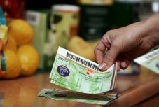 Étkezési utalványok és üdülési jegyek miatt perel a Sanitas