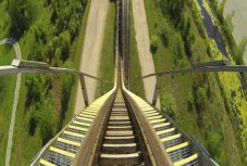 Szász István Szilárd: Csúszós lejtőn