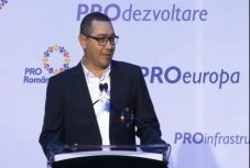 Victor Pontát választották a Pró Románia párt elnökévé