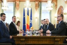 Egyeztetésre hívta szerdára az államfő a parlamenti pártok képviselőit