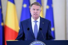 Az igazságügyi törvényekről konzultált a pártokkal az államfő (percről percre)