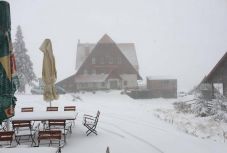 Mesebeli látványt nyújt a Madarasi-Hargita