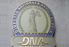 A DNA is leállítaná a legfőbb ügyész elmozdítására irányuló eljárást