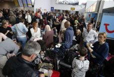 Káosz a brüsszeli reptéren: rengeteg járatot töröltek