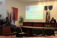 Sajtószabadságról és hitelességről tanácskoztak a Kárpát-medencei magyar újságírók