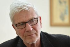 Venczel Valentin újvidéki színházigazgató: csak hisszük, hogy mindent tudunk a kisebbségi létről