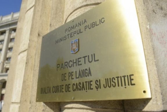 A legfelsőbb bíróságon pénteken sorsolják ki az öttagú bírói tanácsokat