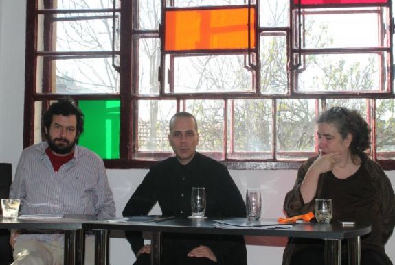 Fiatalos november a nagyváradi Szigligeti Színháznál