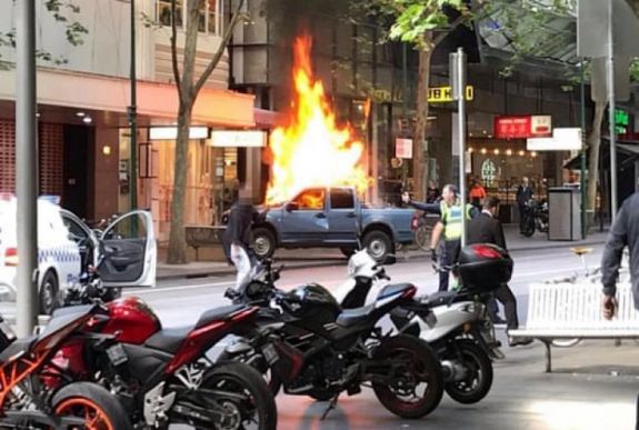 FRISSÍTVE – Két halálos áldozata volt az ausztrál terroristatámadásnak