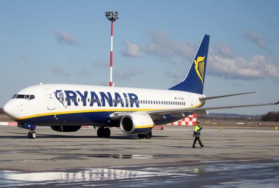 Lefoglalták a Ryanair egyik repülőgépét Bordeaux-ban