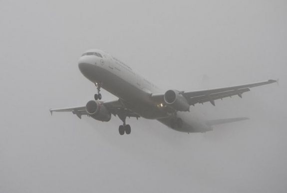 A sűrű köd miatt más repterekre kellett irányítani több, Kolozsvárra tartó gépet