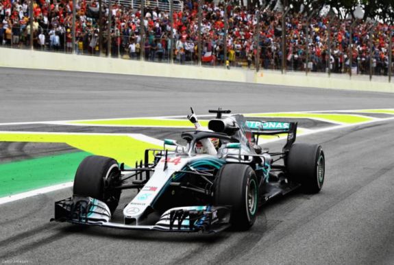 Brazil Nagydíj: Hamilton győzött, világbajnok a Mercedes