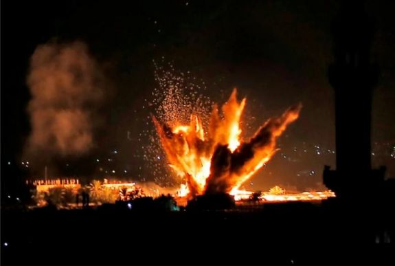 Rakétákat lőttek ki Gázából, Izrael légicsapásokkal válaszolt