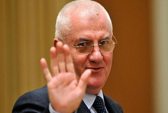 Felmentették Mitică Dragomirt egy korrupciós perben