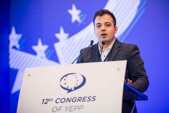 Ambrus Zsombor YEPP-alelnök: nehéz volt elmagyarázni, mit is akarunk ott, „középen”