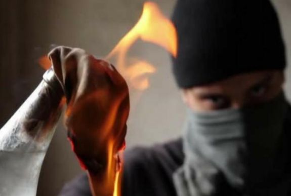 Molotov-koktélokat dobtak ismeretlenek a kijevi Szent András-templomra