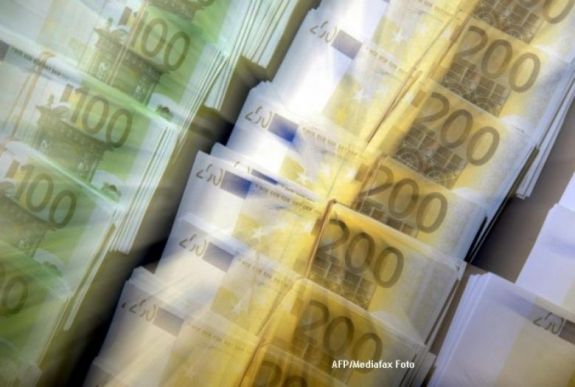 L. Orban: a kormány hatalmas kölcsönt vesz fel, de nem beruházásra költi