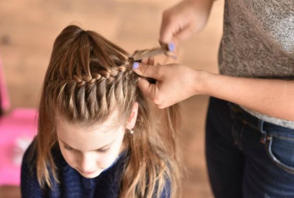 Így lesz könnyebb a hajfonás