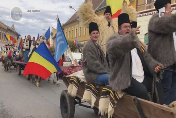 Elindultak Gyulafehérvárra az ünneplő románok