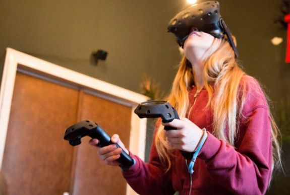 Ilyen a világ VR-szemüvegen át: Csíkszeredában is teret hódít a virtuális valóság