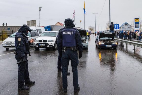 Lebénult az ukrán-magyar határ