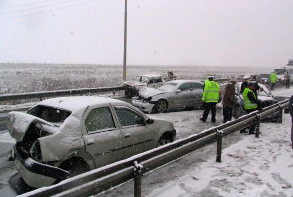 Huszonöt baleset történt Romániában egy nap alatt egyetlen autópályán