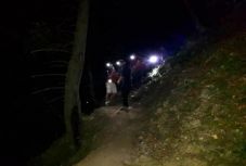 Hegyimentők segítettek a Békás-szoros falán rekedt sziklamászókon