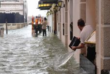  Többen meghaltak a szicíliai áradásokban