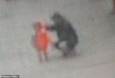 Tömeghisztéria tört ki egy makrancoskodó hároméves miatt