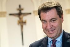 Megválasztották bajor miniszterelnöknek Markus Södert