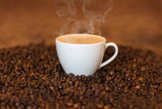 A kávéfogyasztás védelmet nyújthat az Alzheimer- és a Parkinson-kór ellen