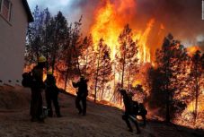 Kaliforniai tűzvész: kilenc halott, harmincöt ember eltűnt
