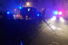 FRISSÍTVE - Meghalt a marosvásárhelyi Turbina-árokba zuhant autó vezetője