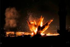 Rakétákat lőttek ki Gázából, Izrael légicsapásokkal válaszolt