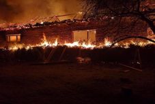 Leégett két családi ház Háromszéken