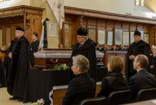 Elkísérték utolsó útjára Pap Géza püspököt